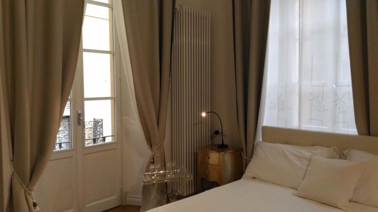 Piazza San Rocco Suite Art Вербания Экстерьер фото