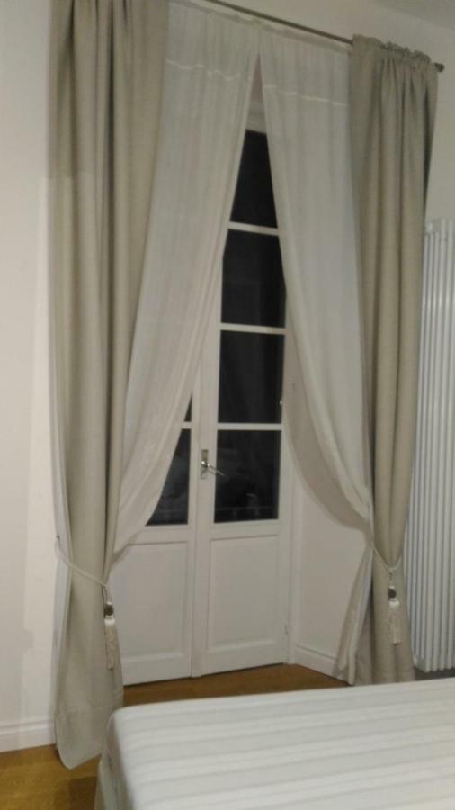Piazza San Rocco Suite Art Вербания Экстерьер фото