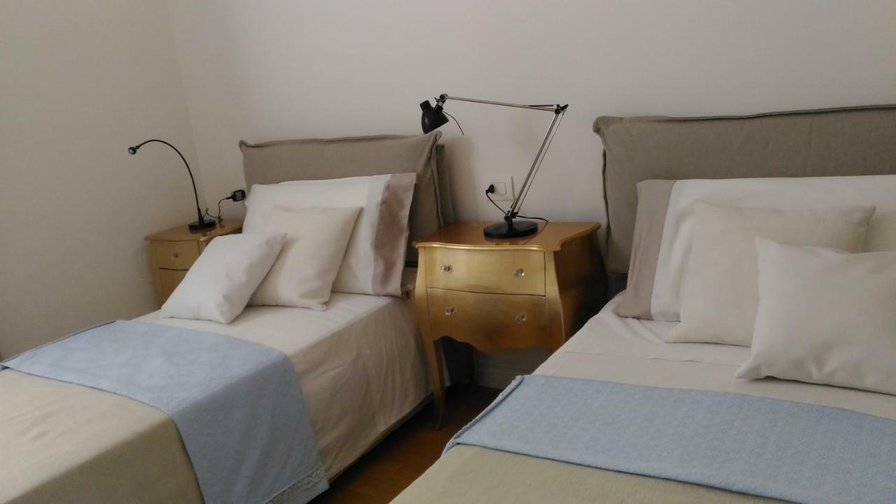Piazza San Rocco Suite Art Вербания Экстерьер фото
